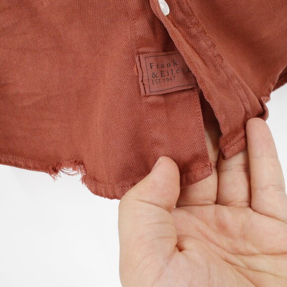 Frank & Eileen Top Womens XS Barry Cotton Long Sleeve Button Up destroyed hem - Picture 4 of 11